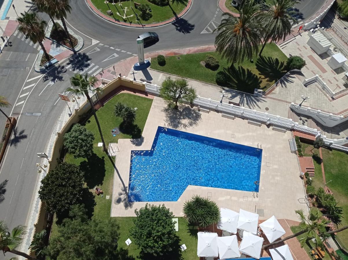 דירות בנאלמדנה Estudio Puerto Marina מראה חיצוני תמונה