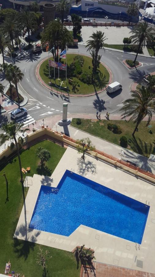 דירות בנאלמדנה Estudio Puerto Marina מראה חיצוני תמונה